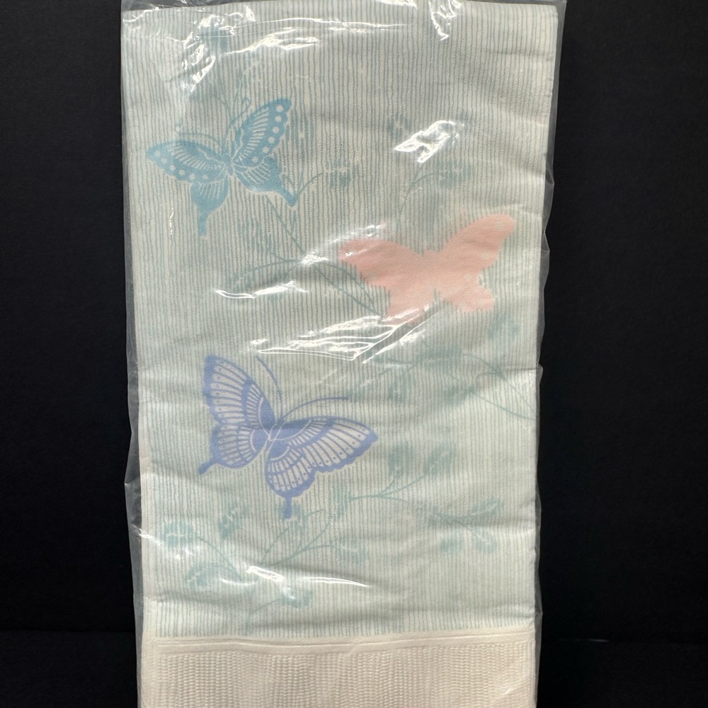Vintage Hallmark Guest Towel Napkins Butterflies 12 Count A2